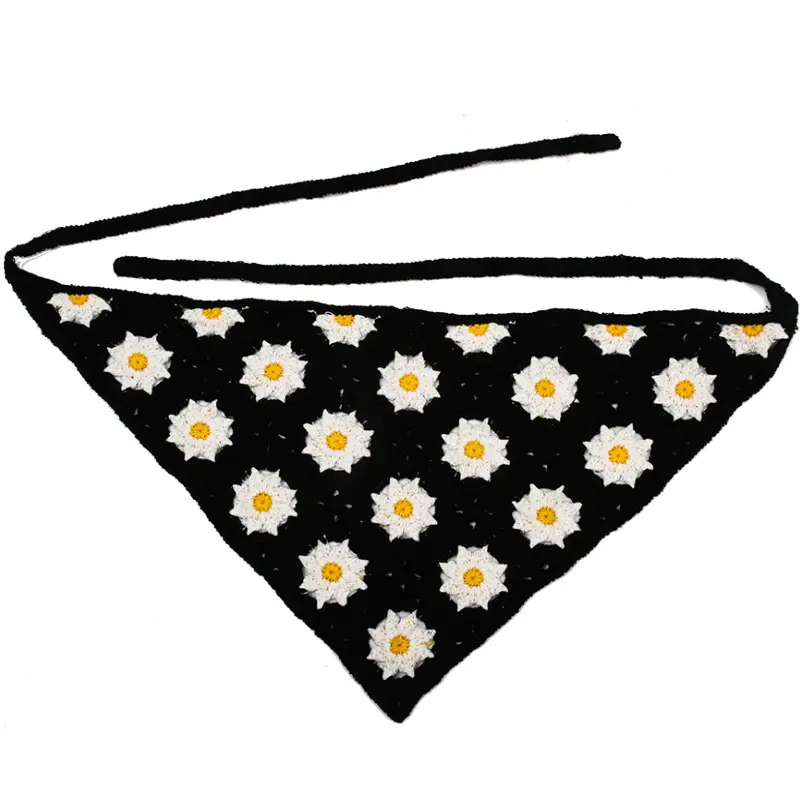 Black [small Daisy triangle]]