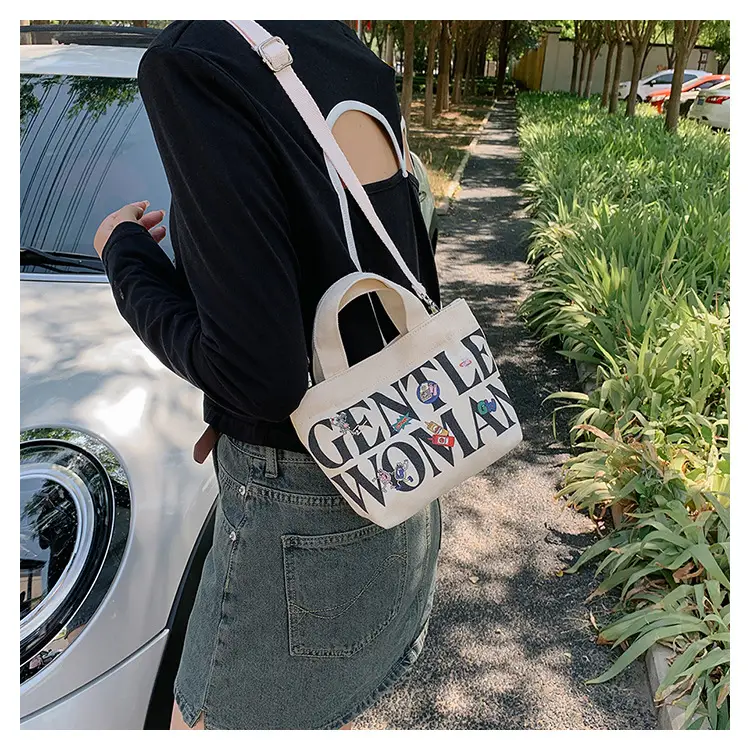 Gentle Woman Double Letter Print Mini Veggie Basket Bag — feature 12
