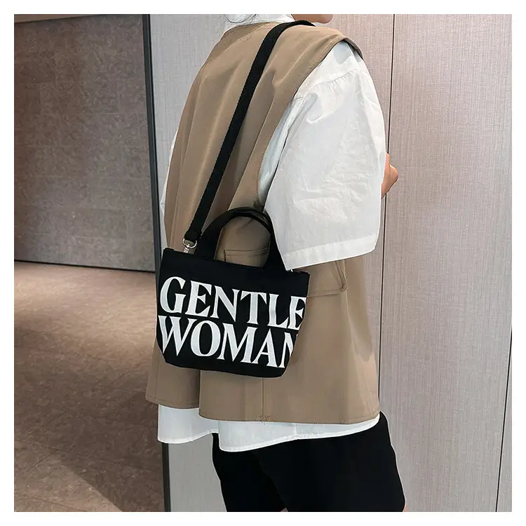 Gentle Woman Double Letter Print Mini Veggie Basket Bag — feature 17