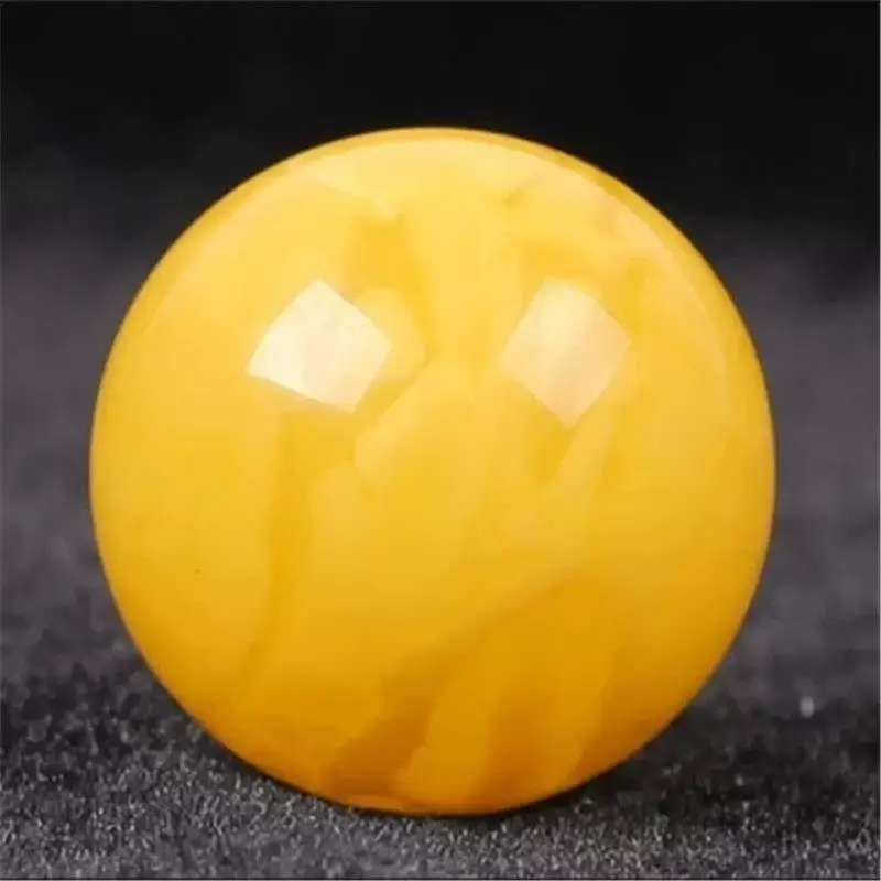 Baltic Old Beeswax Chicken Yellow Round Beads — feature 2