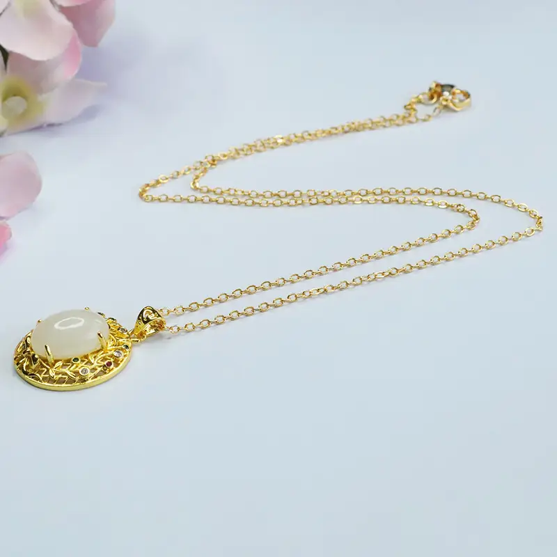 White Jade Pendant Necklace Gold Plated Vintage - Image 6