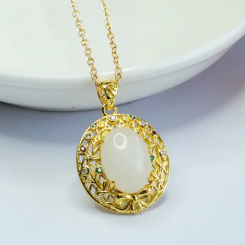 White Jade Pendant Necklace Gold Plated Vintage — feature 6