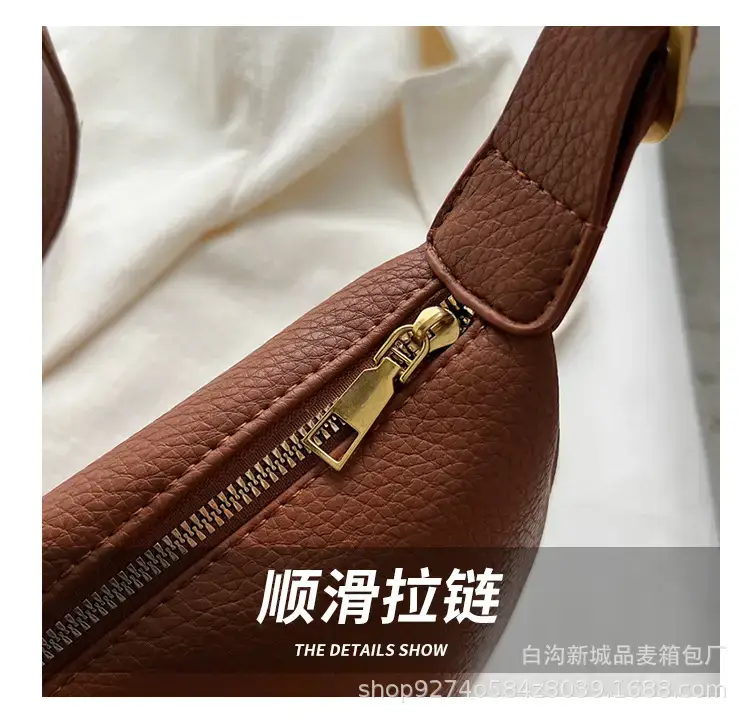 Black Leather Messenger Bag for Women 2023 — feature 5