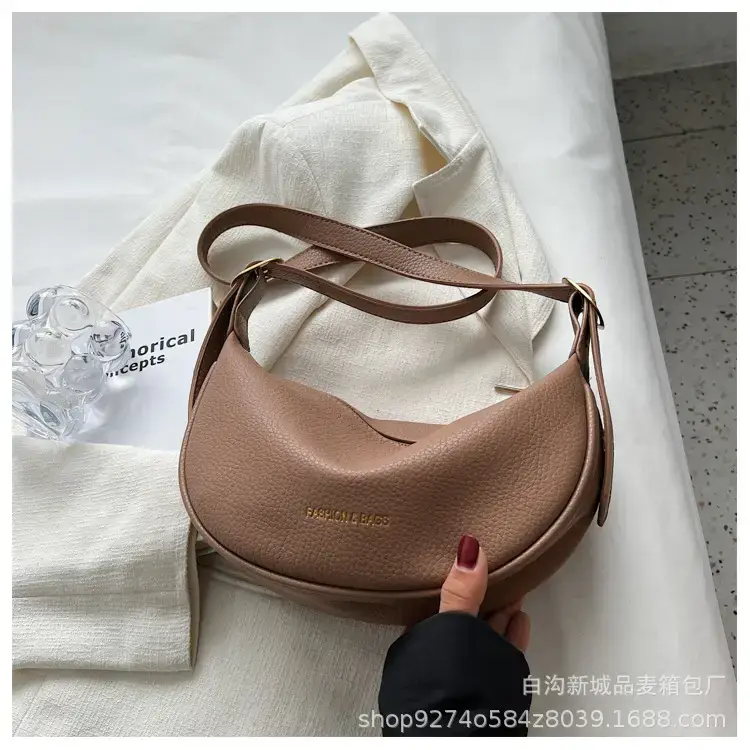 Black Leather Messenger Bag for Women 2023 - Image 6