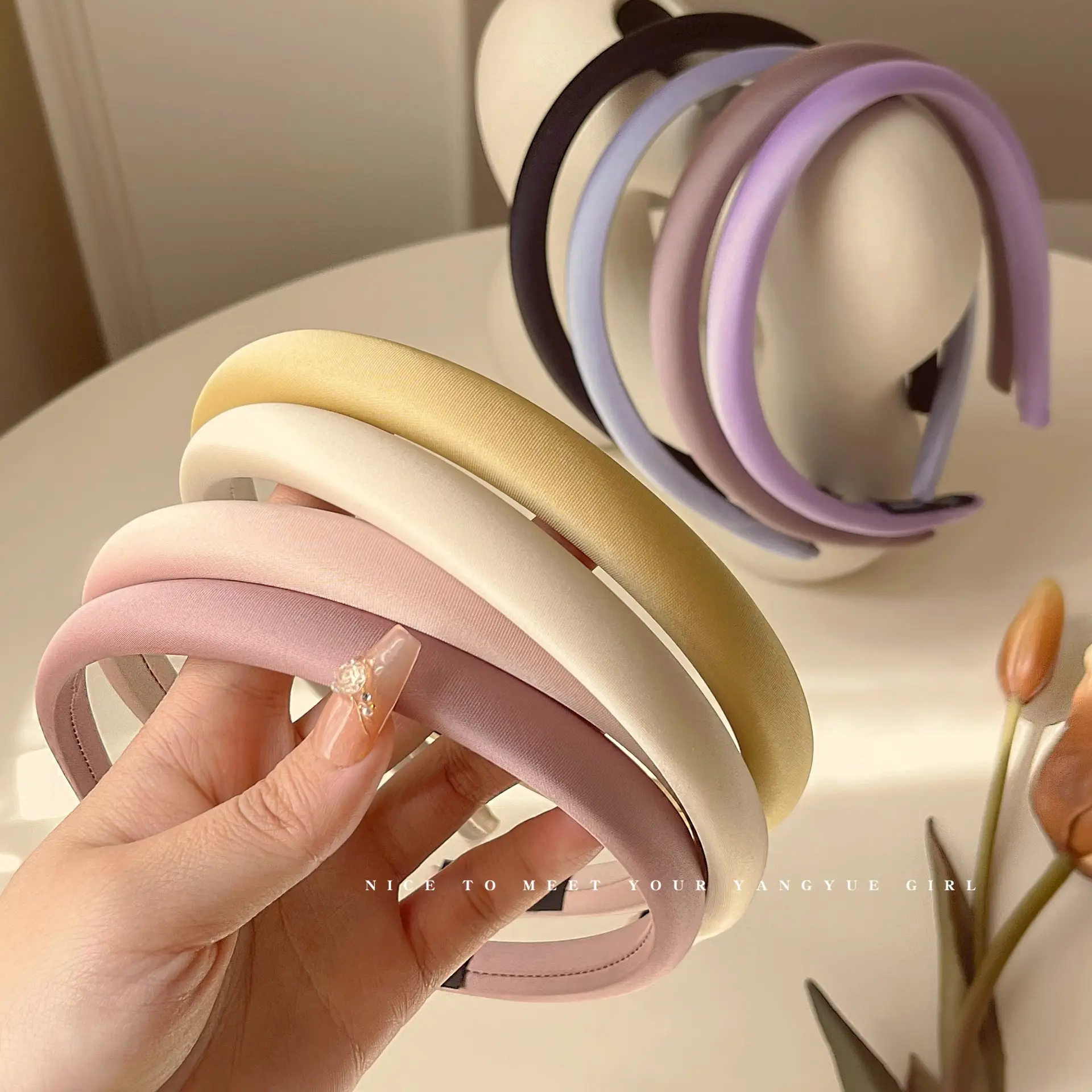 Women's Solid Color Glossy Hair Hoop Non-Slip Stamp