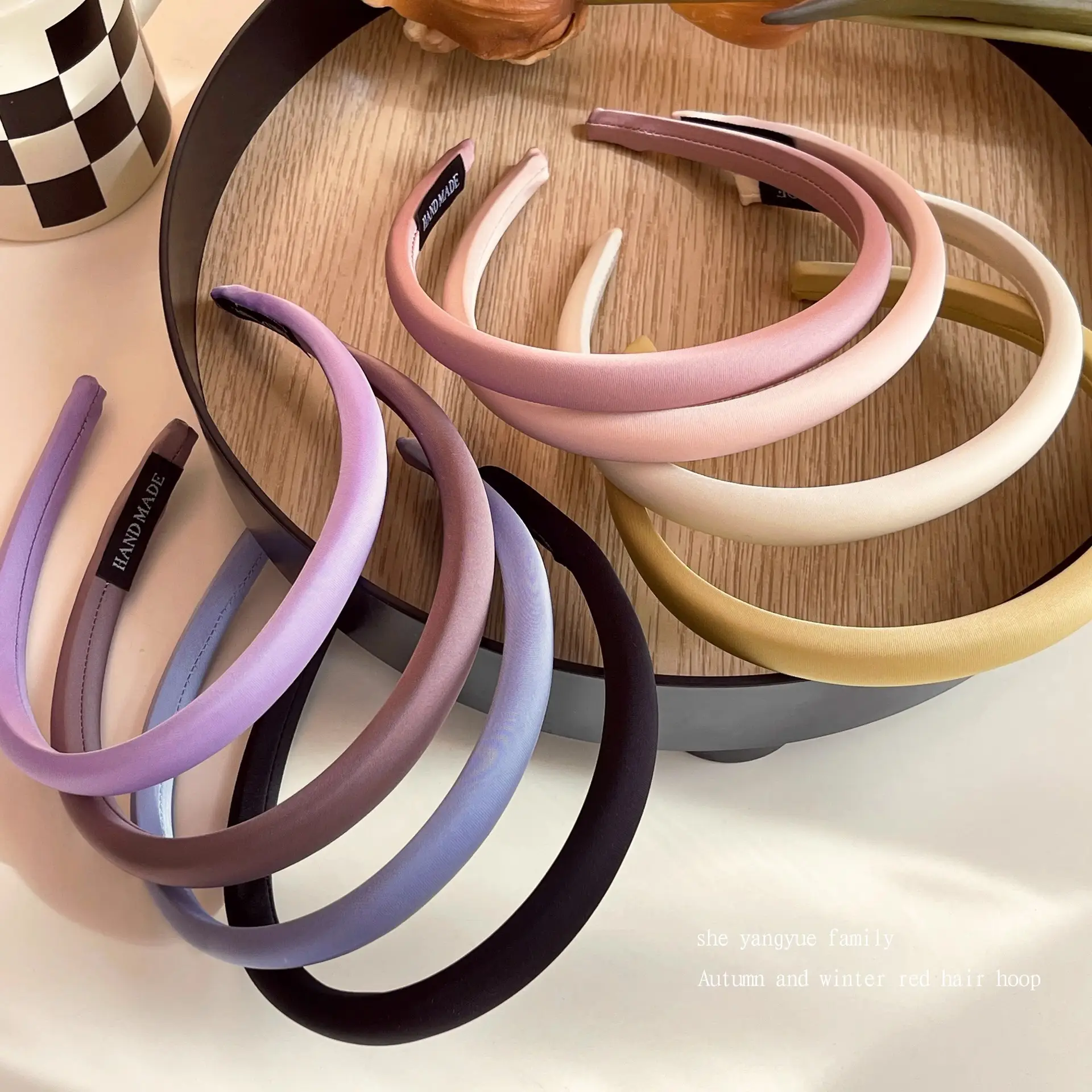Women's Solid Color Glossy Hair Hoop Non-Slip Stamp