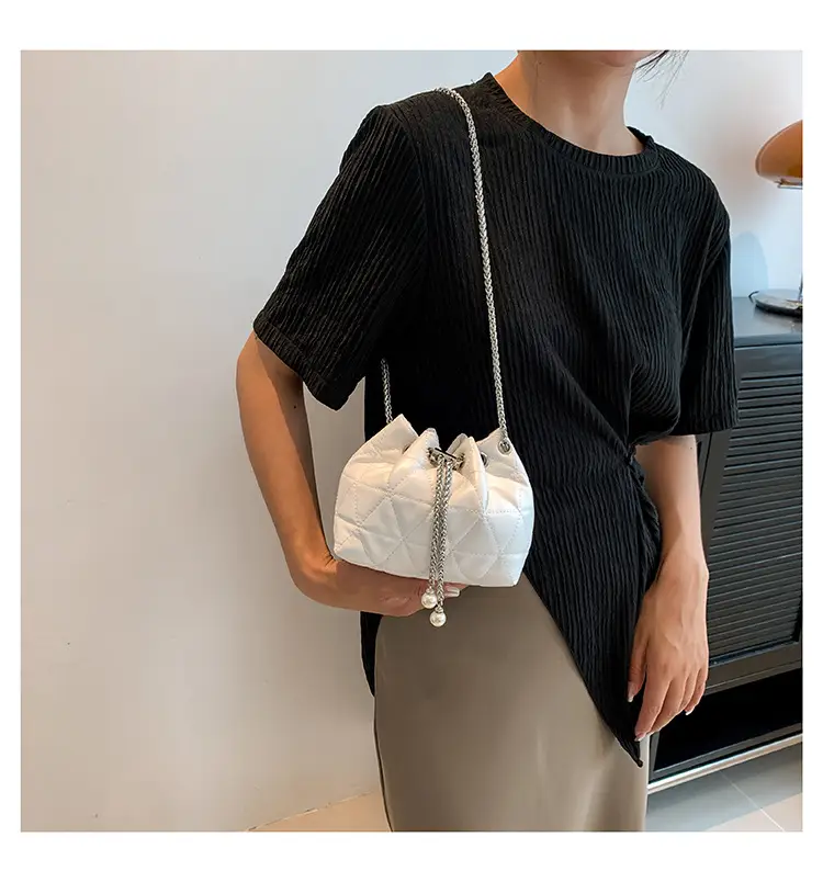 White Quilted Shoulder Bag for Women 2023 — feature 11