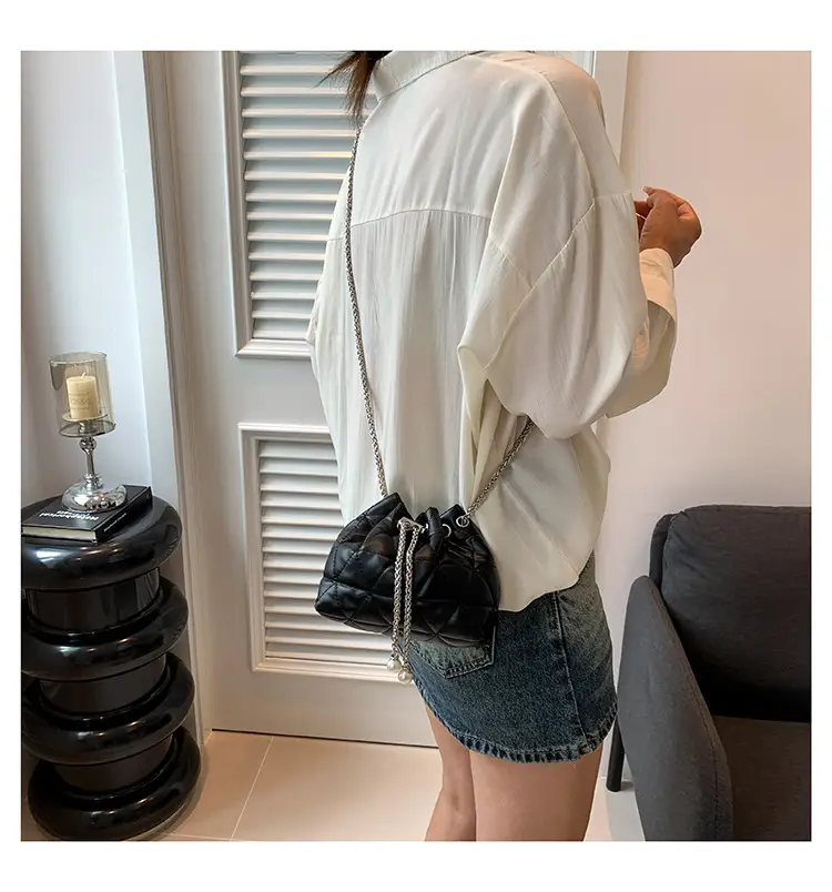 White Quilted Shoulder Bag for Women 2023 — feature 15