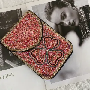 New Heavy Industry Bohemian Style Rice Beads Shell Flowers Exquisite PU Travel Shoulder Crossbody Magnetic Buckle Women's Bag