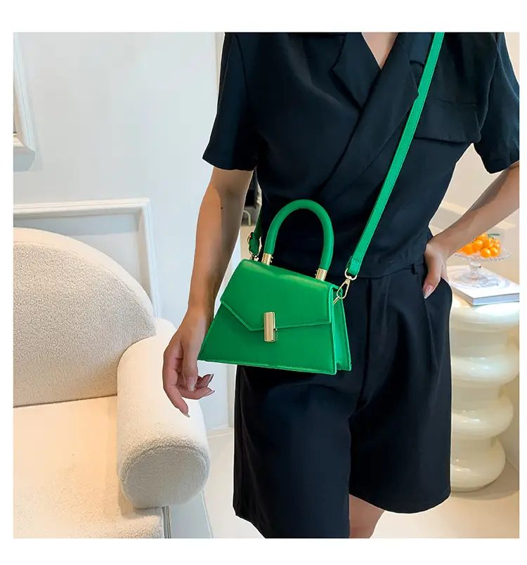 Retro Square Metal Lock Shoulder Bag 2022 Women — feature 19