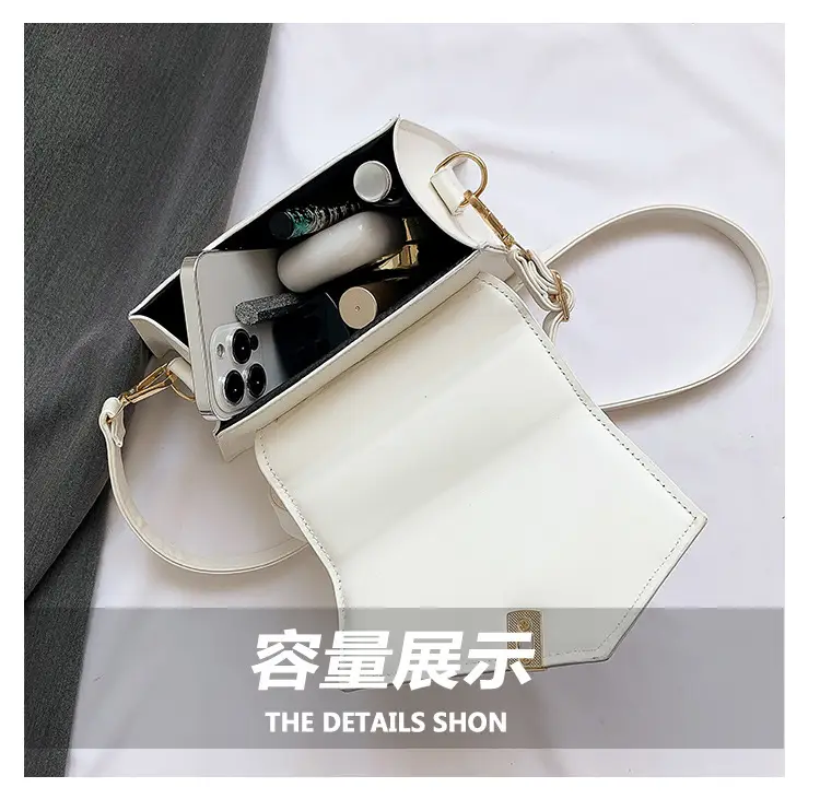Retro Square Metal Lock Shoulder Bag 2022 Women — feature 8