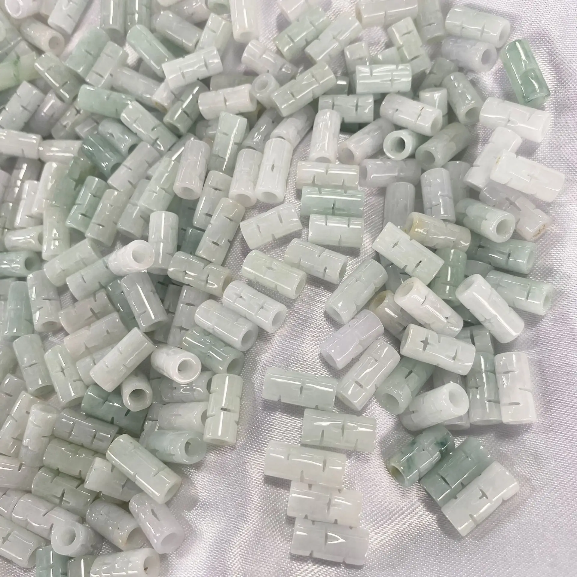 Green Cross Carved Jade Pipe Beads Wholesale — feature 5