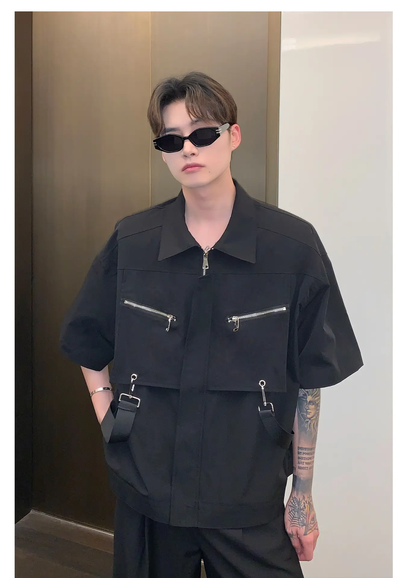 Men's Black Metal Zipper Short Sleeve Shirt — feature 17
