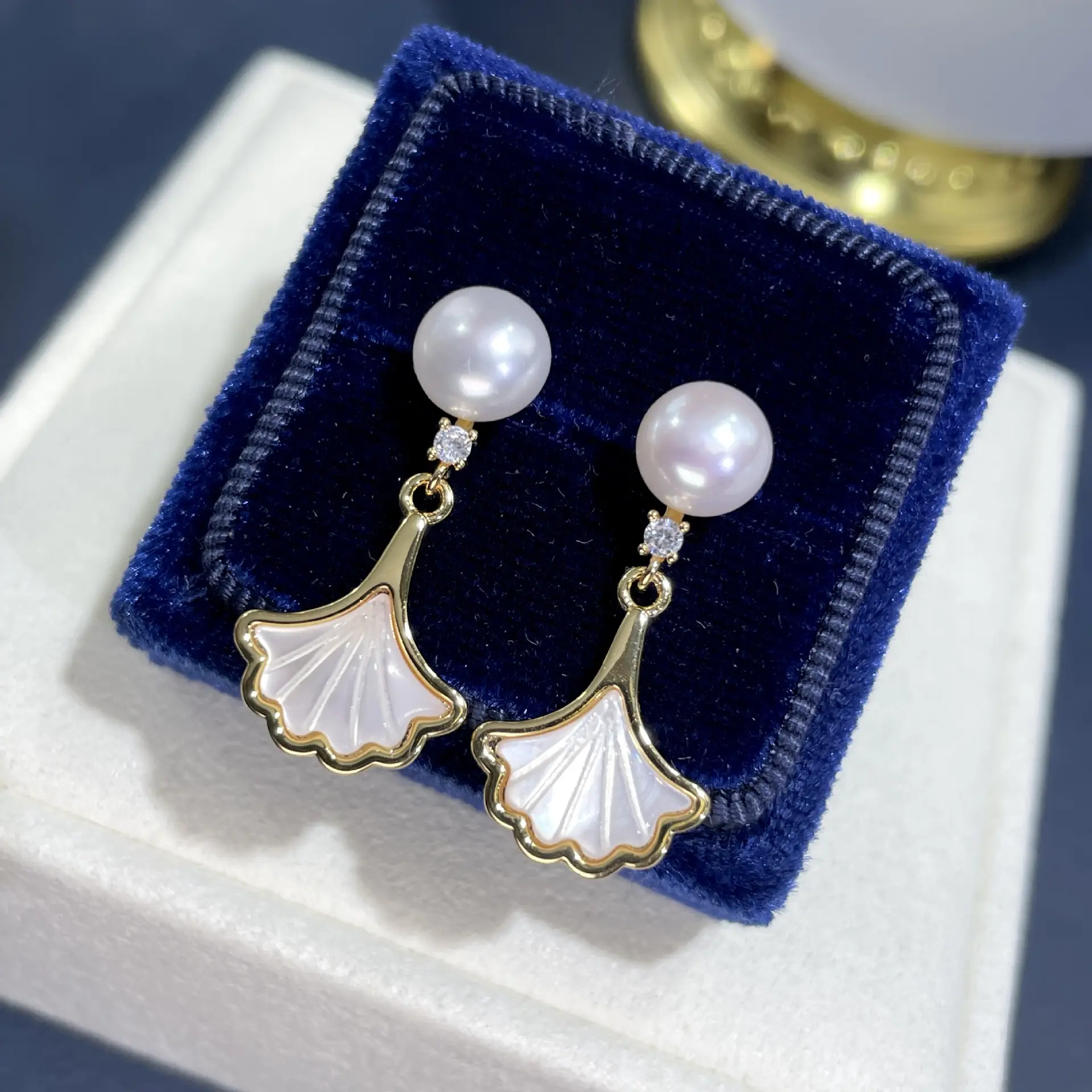 925 Gold Pearl Shell Earrings for Women New 2023 — feature 3