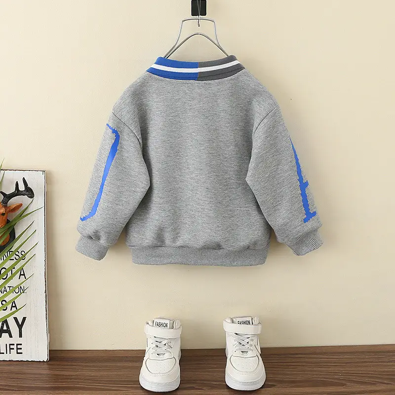 Boys Green White W Printed Hoodie Sweatshirt 2024 - Image 4