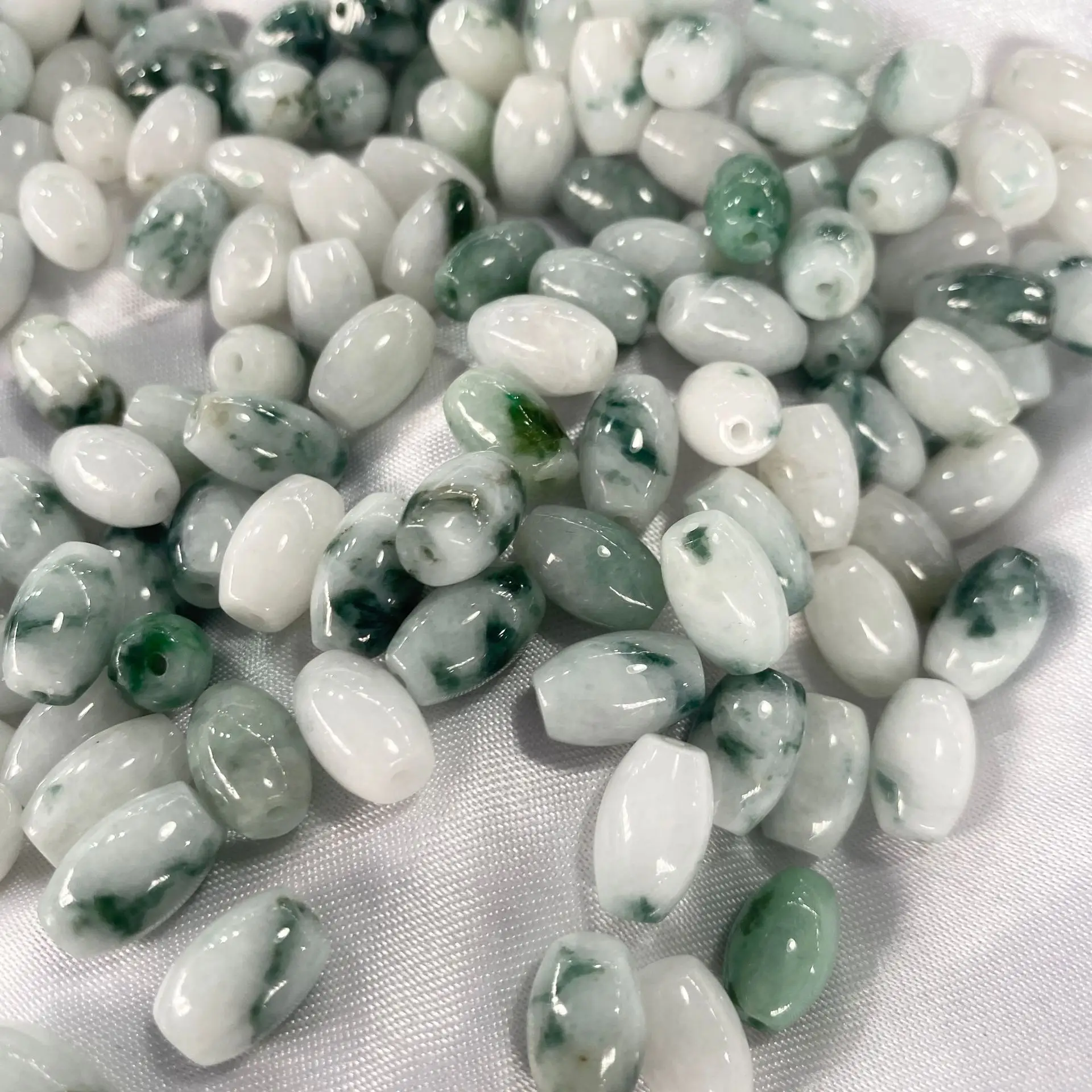 Natural Jade Ice Floating Flower Rice Beads Green White