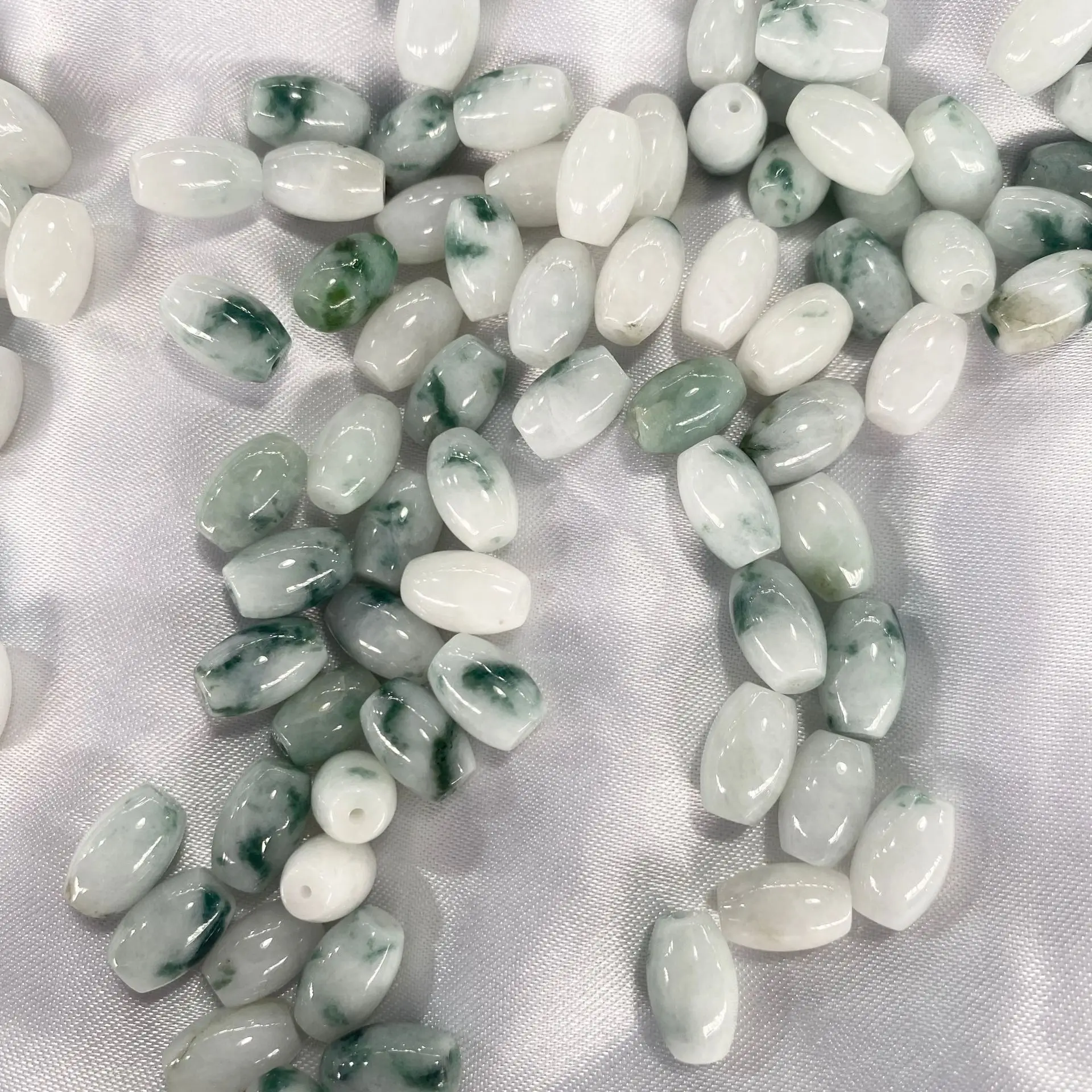 Natural Jade Ice Floating Flower Rice Beads Green White