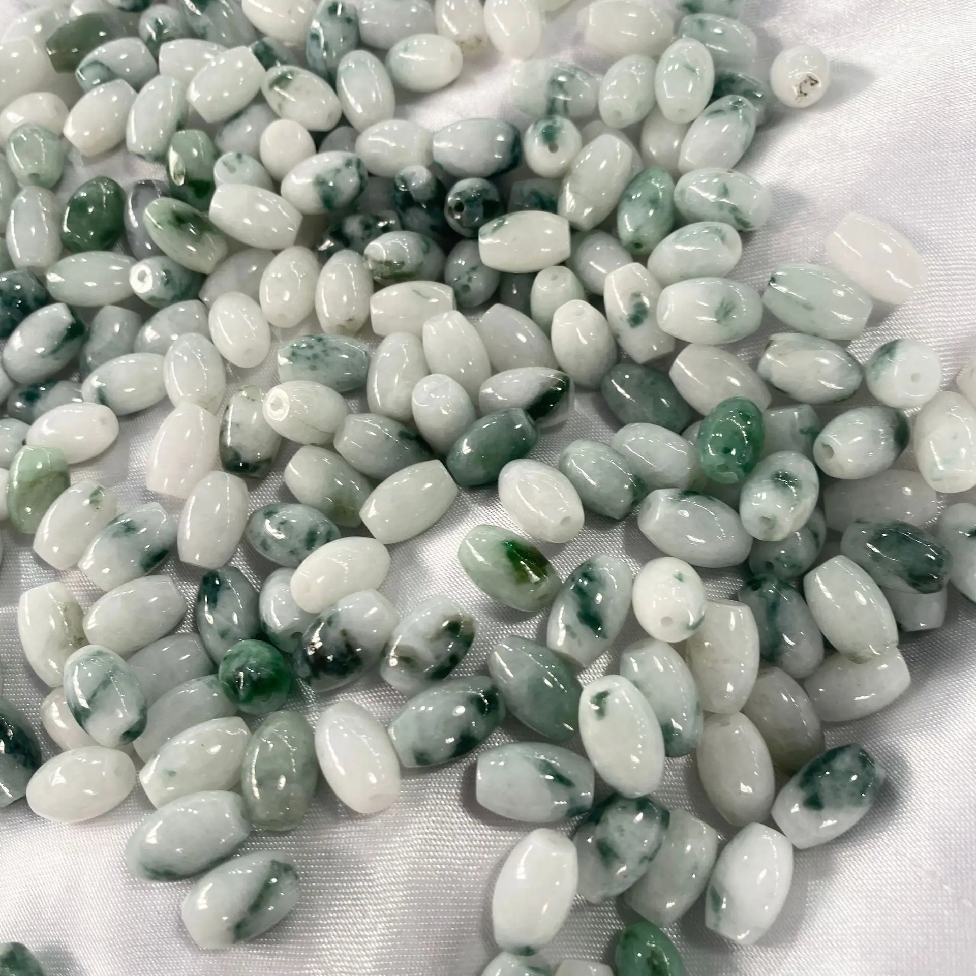 Natural Jade Ice Floating Flower Rice Beads Green White