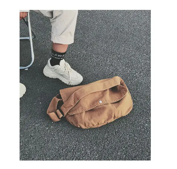 Brown Canvas Messenger Bag 2023 Summer Large Capacity — feature 23