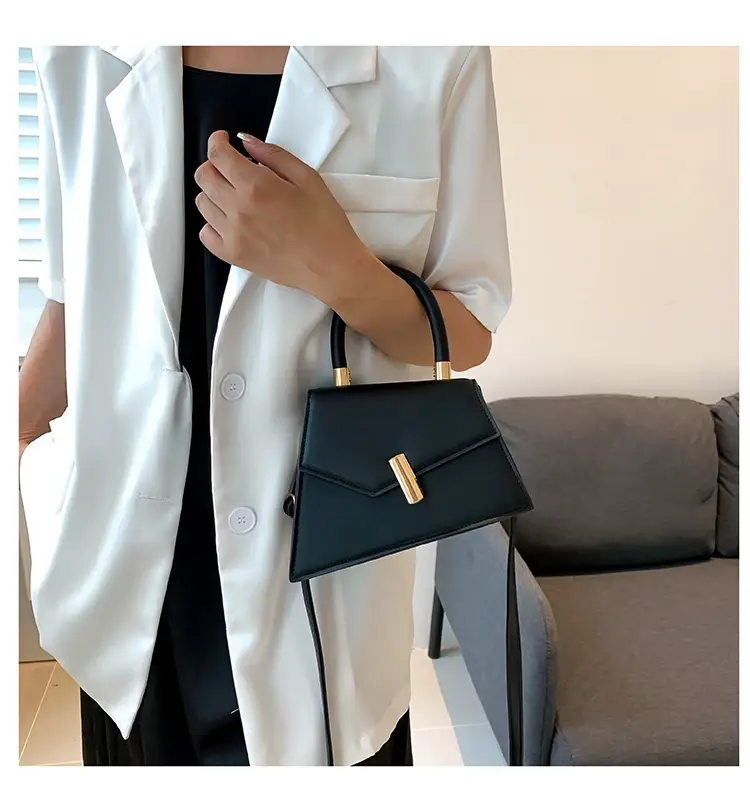 Black Square Shoulder Bag 2026 Summer — feature 12