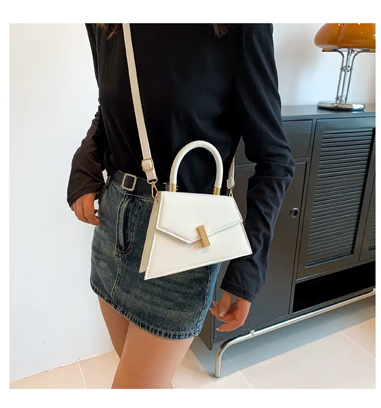 Black Square Shoulder Bag 2026 Summer — feature 17