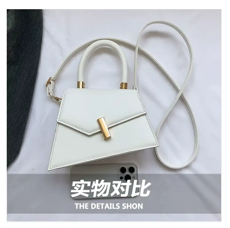 Black Square Shoulder Bag 2026 Summer — feature 4