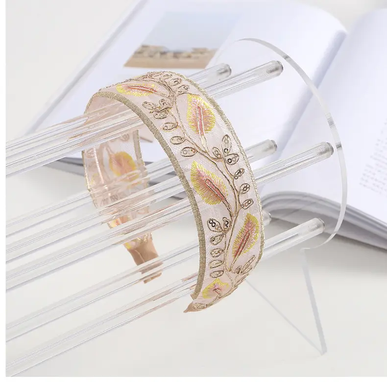 Luxury Floral Bangle with Inner Teeth & Silk Embroidery — feature 7