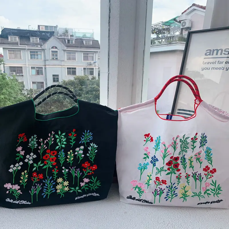Women's Embroidered Floral Handheld Bag White - Image 7