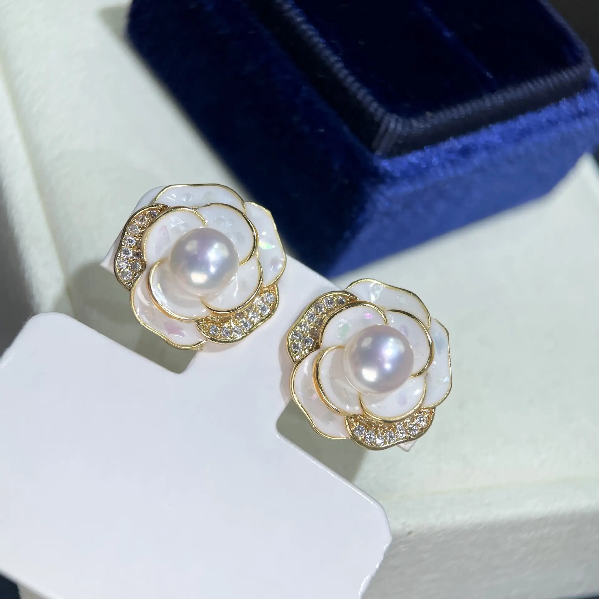 925 Sterling Pearl Earrings Women Elegant Light Luxury — feature 4