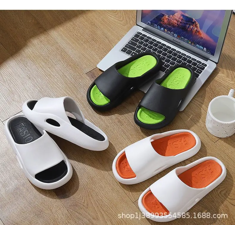 Home slippers men's household feeling of stepping on excrement summer home slippers bathroom bathing outside wearing sandals women's summer wholesale — feature 24