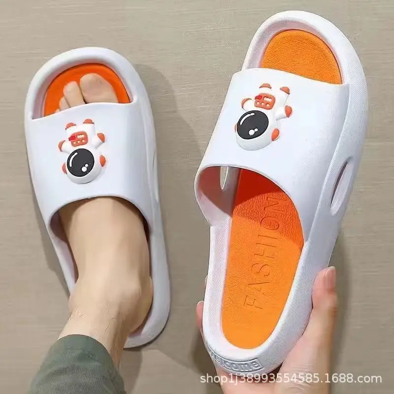 Home slippers men's household feeling of stepping on excrement summer home slippers bathroom bathing outside wearing sandals women's summer wholesale - Image 7