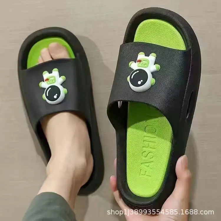 Home slippers men's household feeling of stepping on excrement summer home slippers bathroom bathing outside wearing sandals women's summer wholesale - Image 8