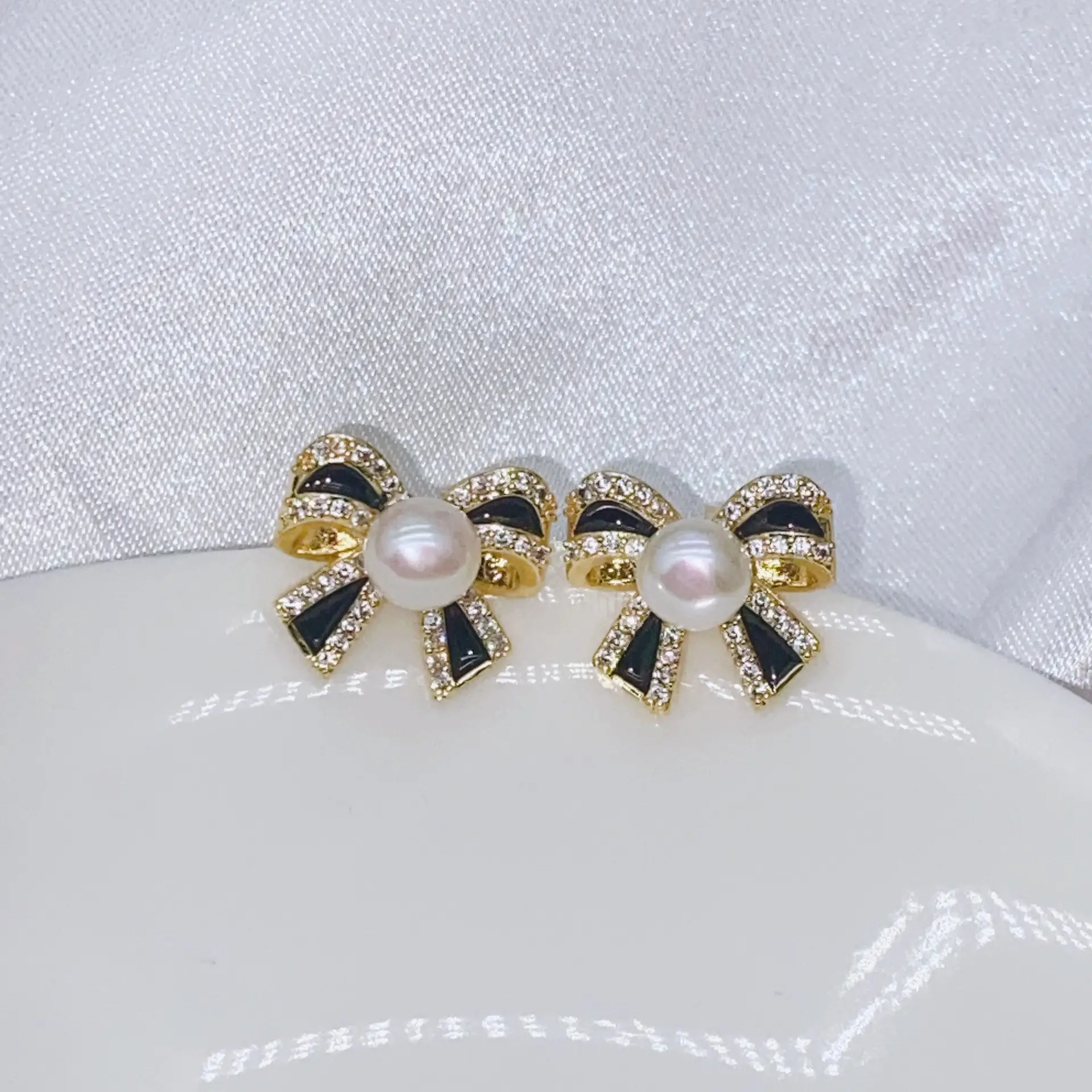 S925 Gold Plated Pearl Bow Earrings for Women — feature 37