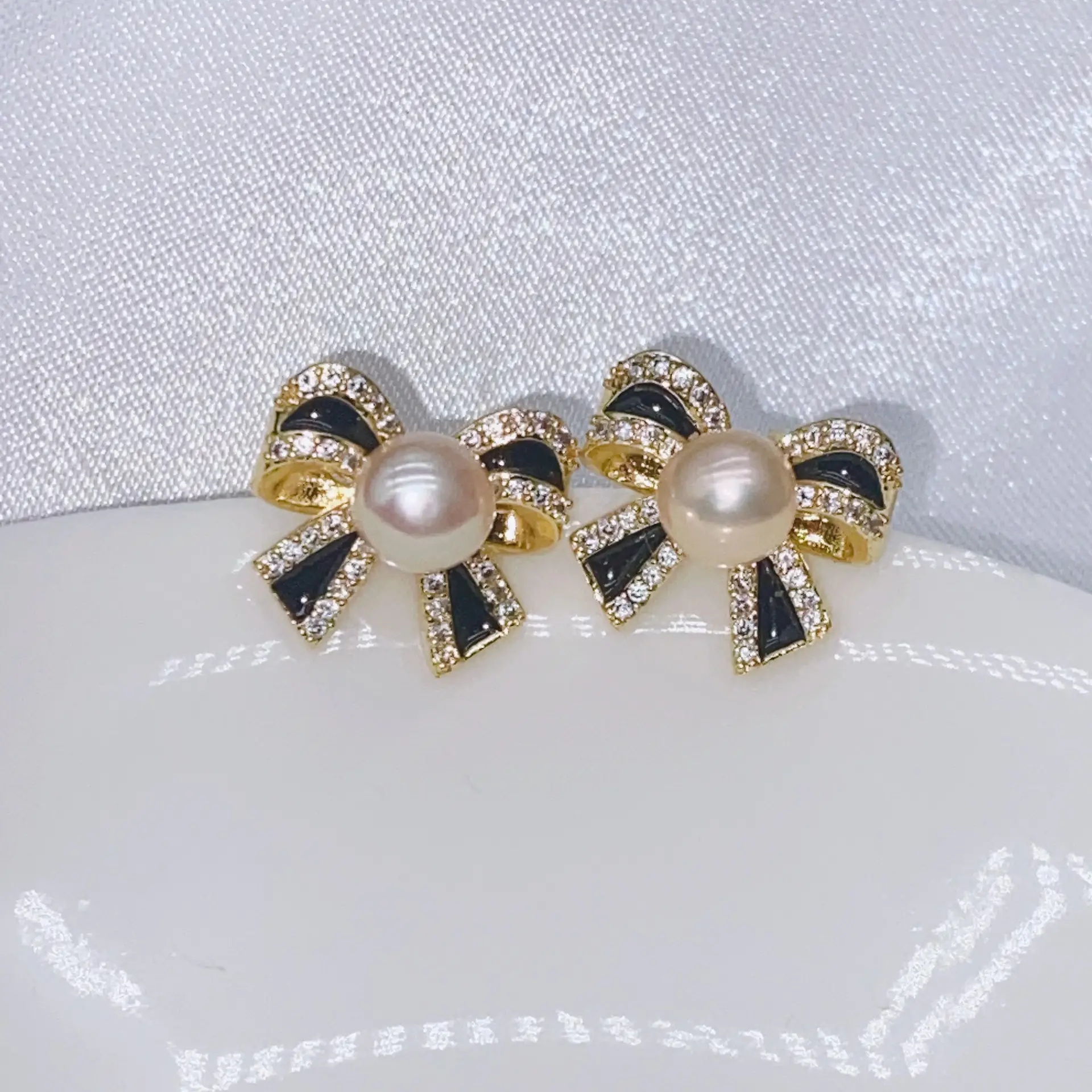 S925 Gold Plated Pearl Bow Earrings for Women