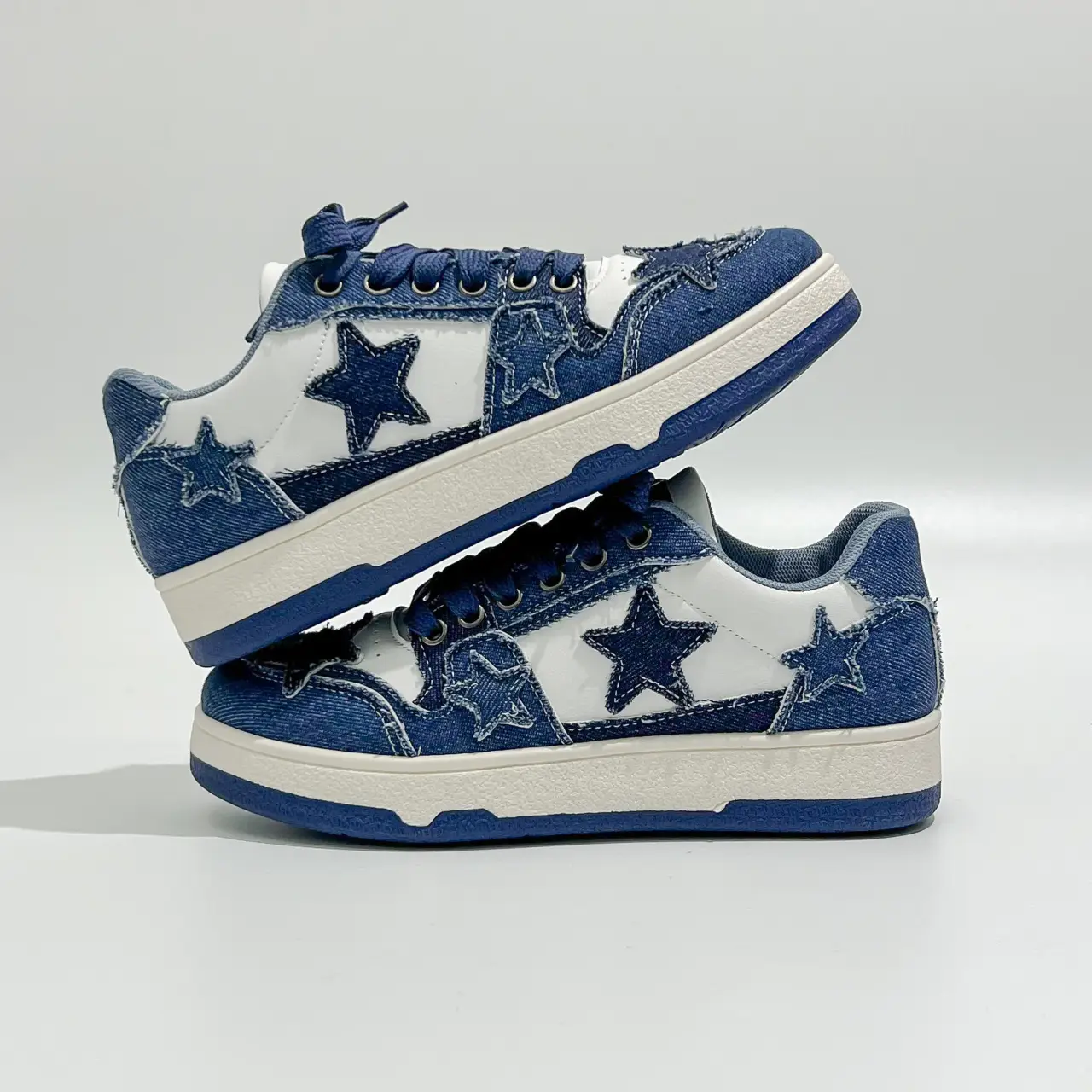 Women's Star-Laced Casual Sneakers Brown Gold White