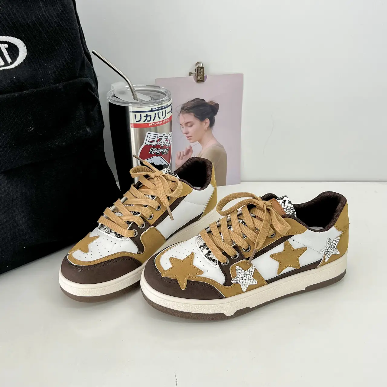 Women's Star-Laced Casual Sneakers Brown Gold White