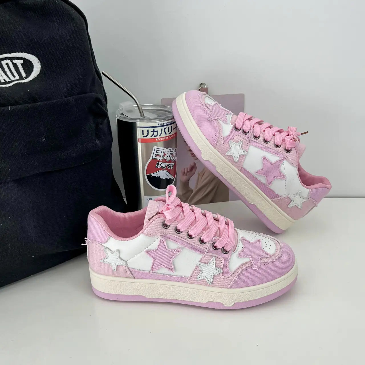 Women's Star-Laced Casual Sneakers Brown Gold White