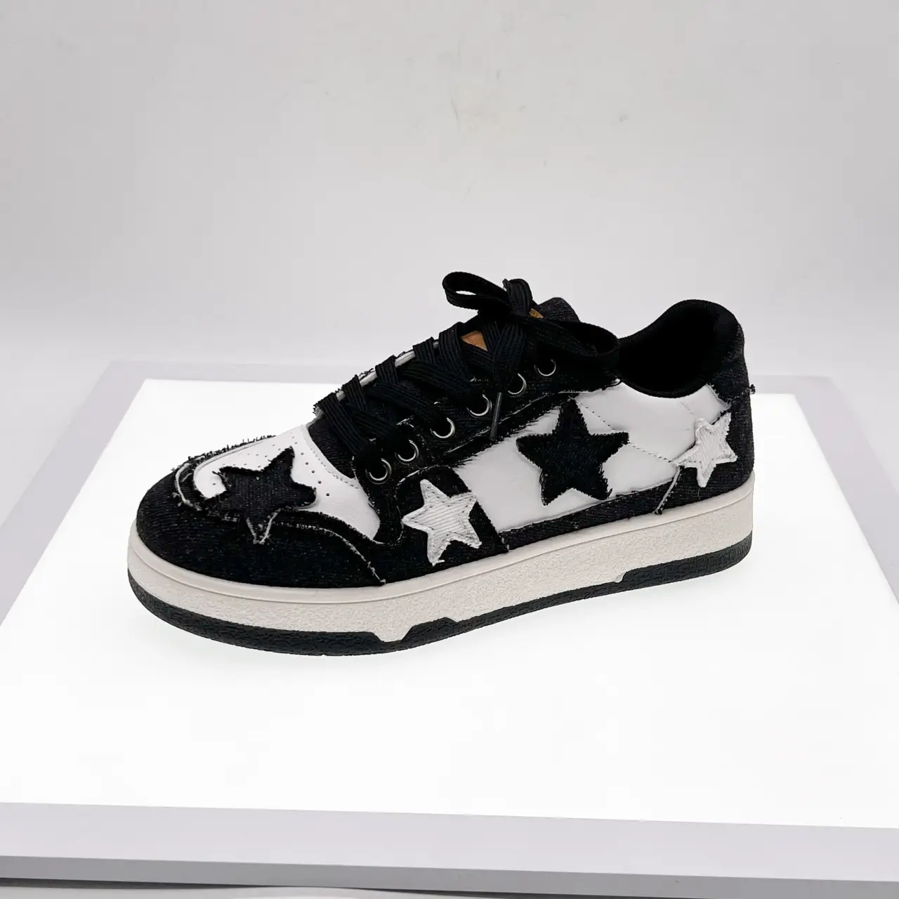 Women's Star-Laced Casual Sneakers Brown Gold White