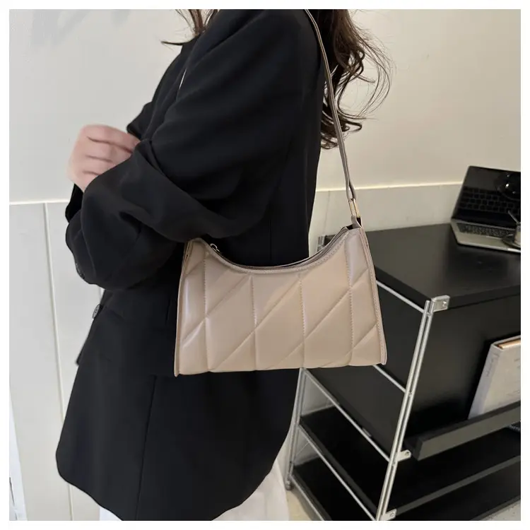 Black Rhombic Embroidery Shoulder Bag for Women — feature 17