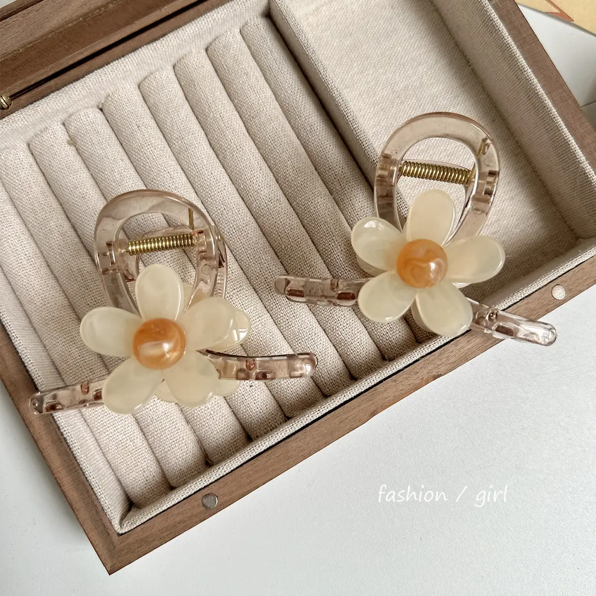 Elegant Flower Hairpin for Women Summer Updo Clip — feature 11