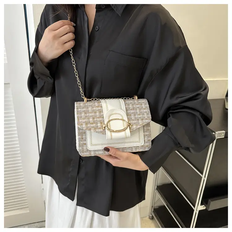 Korean Style Leather Shoulder Bag 2023 Summer — feature 17