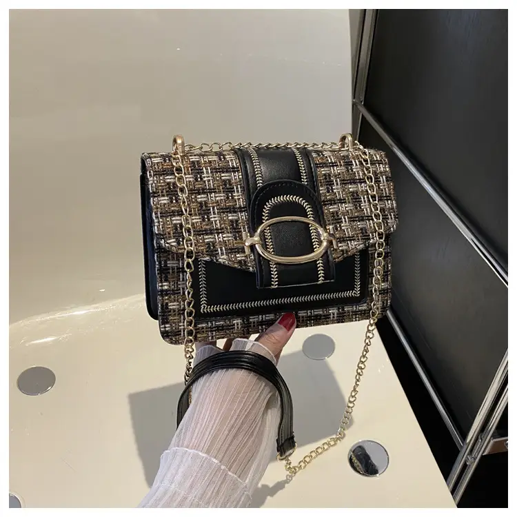 Korean Style Leather Shoulder Bag 2023 Summer — feature 19