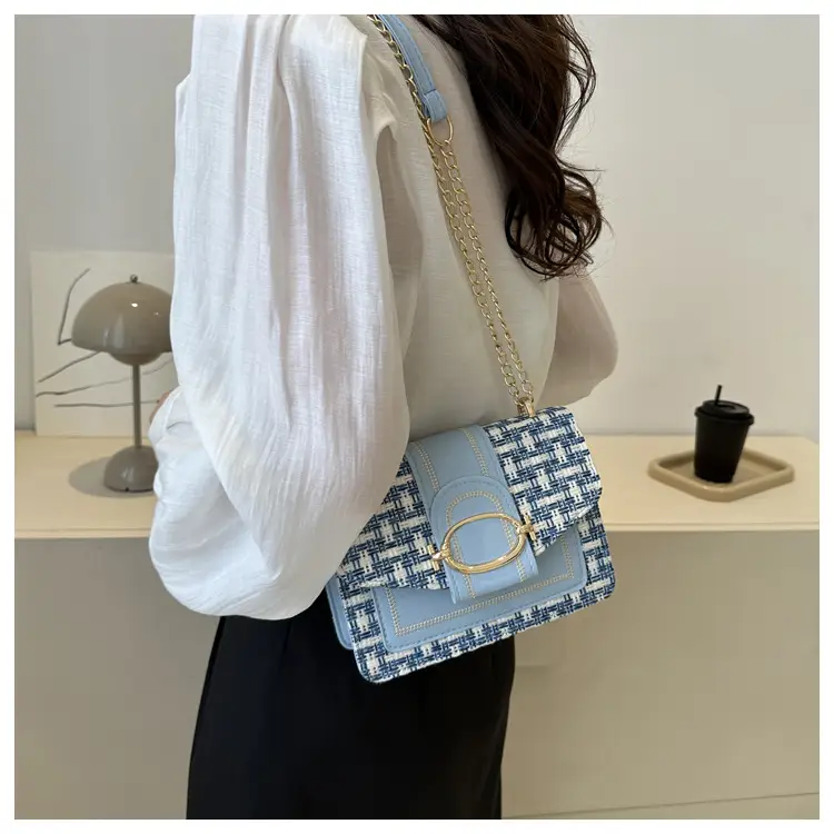 Korean Style Leather Shoulder Bag 2023 Summer — feature 7