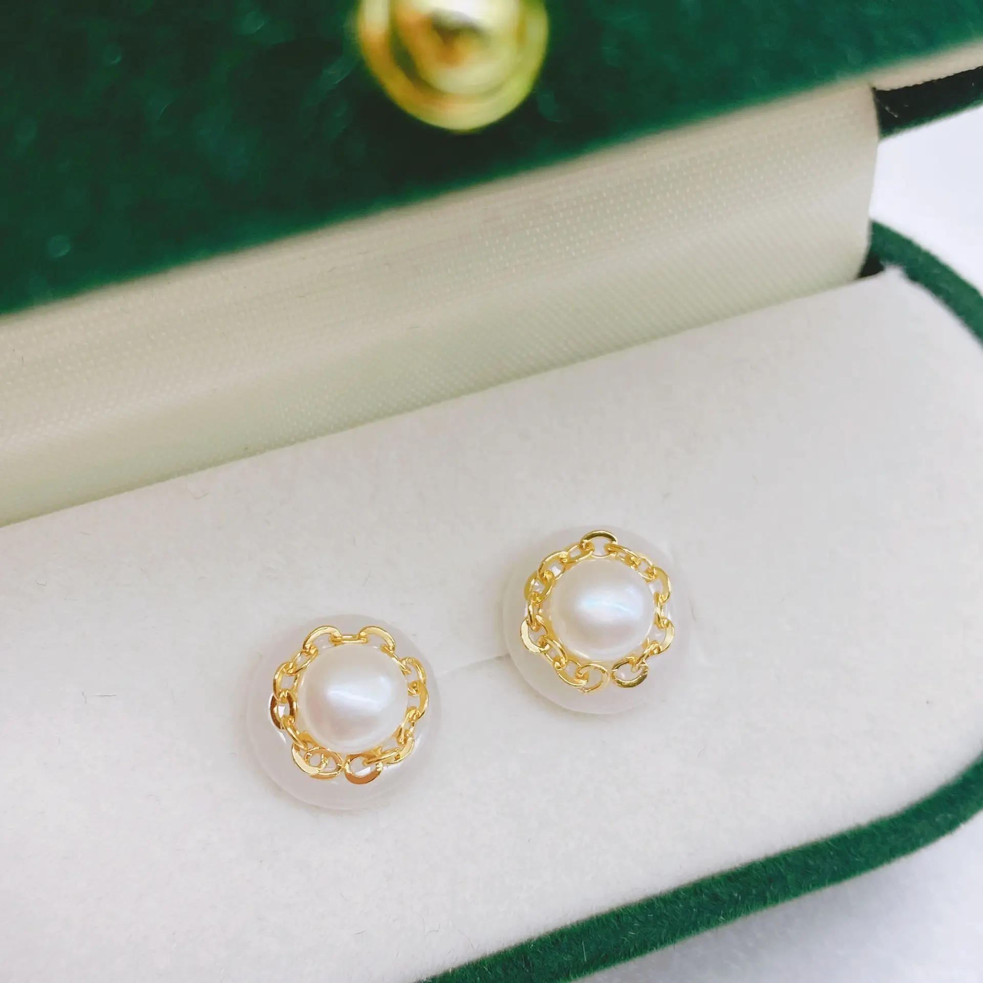 Natural Gray Pearl Earrings with Zircon & Multi Beads — feature 36