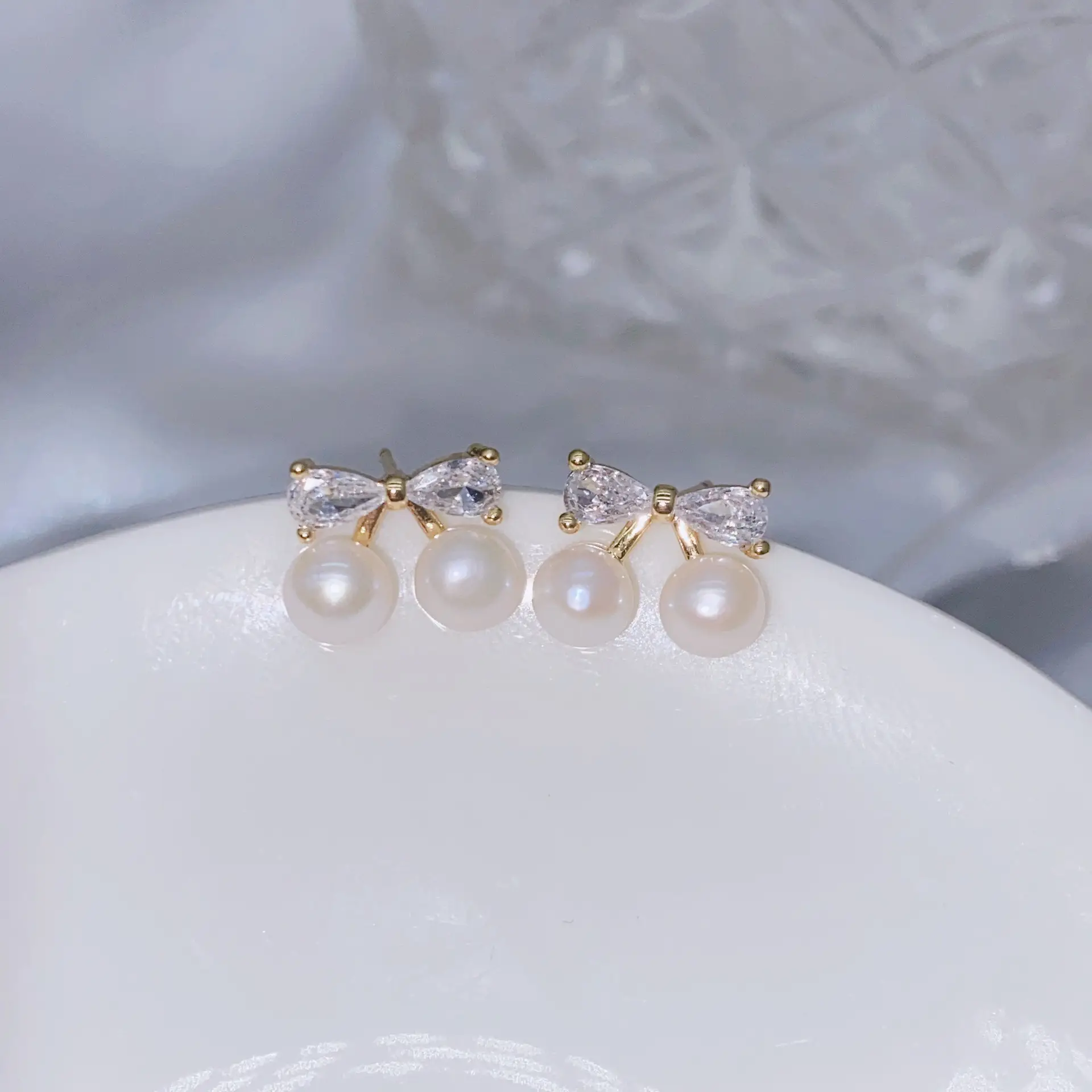 Natural Gray Pearl Earrings with Zircon & Multi Beads