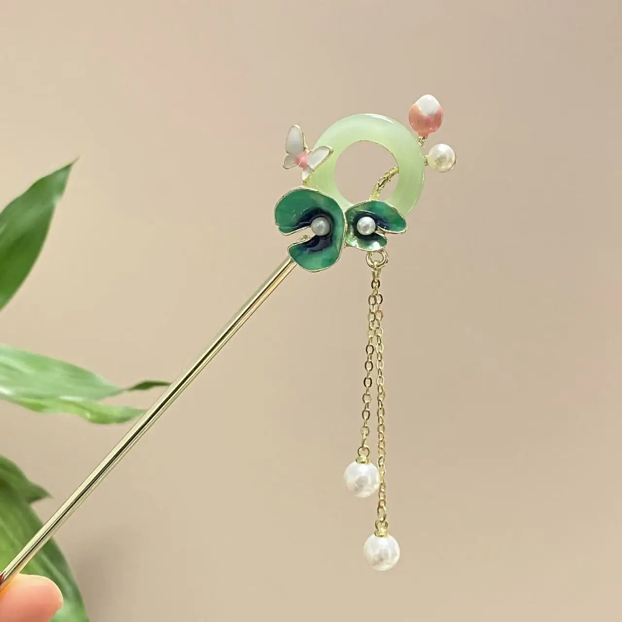 Antique Star Hanfu Hairpin with Pearl Drop — feature 30