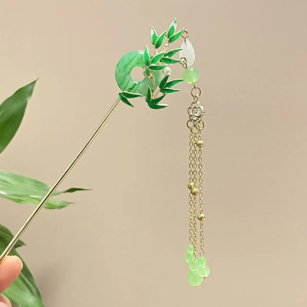 Antique Star Hanfu Hairpin with Pearl Drop — feature 31