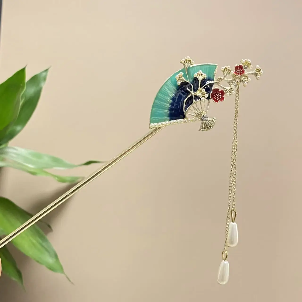 Hairpin 4733