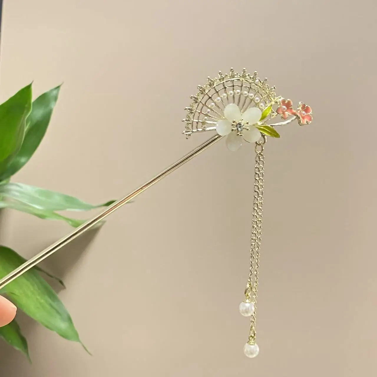 Antique Star Hanfu Hairpin with Pearl Drop — feature 15