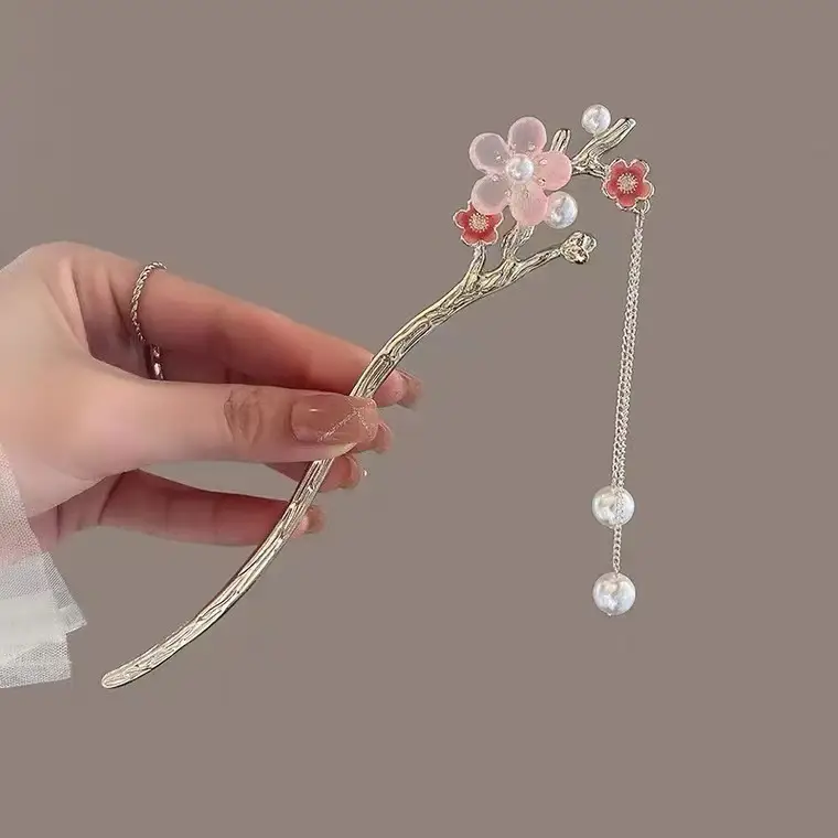Hairpin 4156